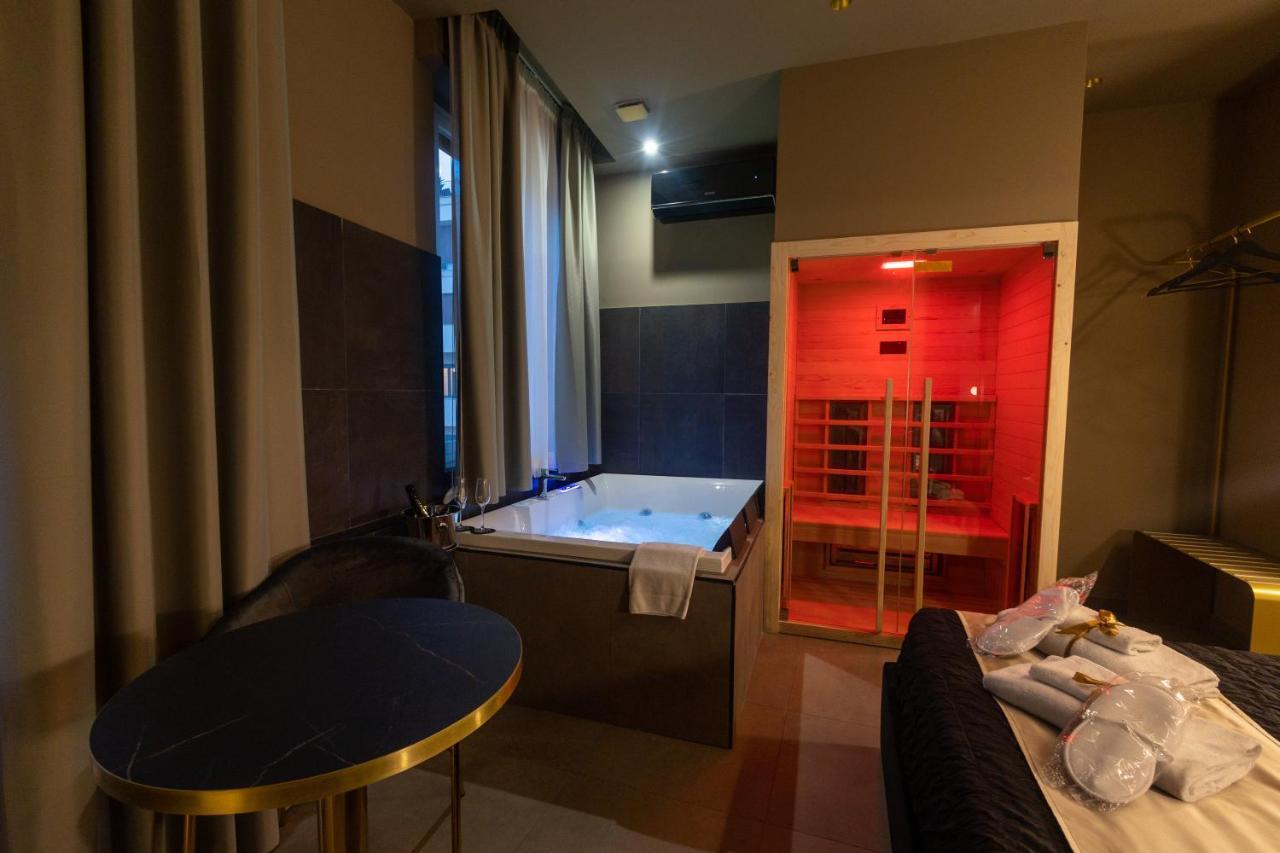 Gold Suite&Spa ปาแลร์โม ภายนอก รูปภาพ