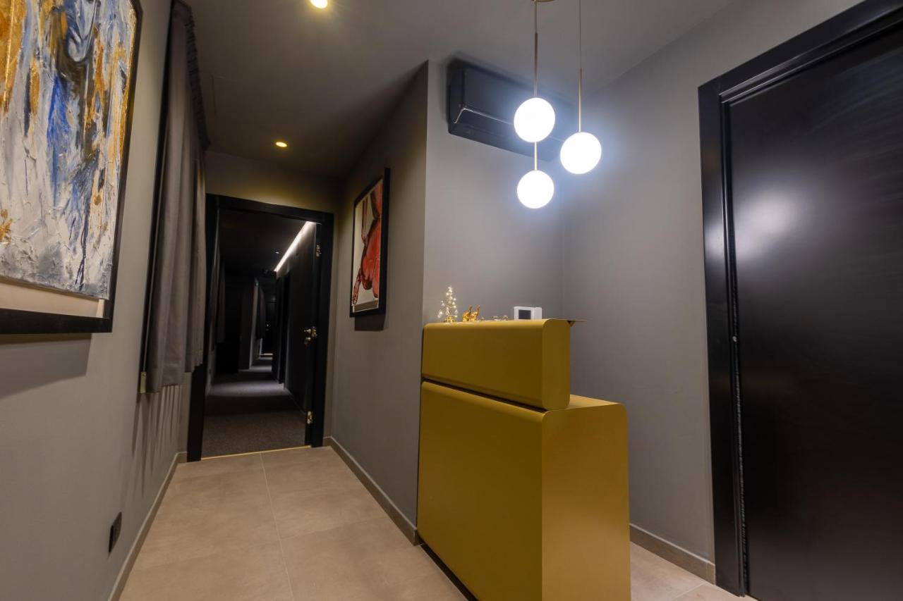 Gold Suite&Spa ปาแลร์โม ภายนอก รูปภาพ