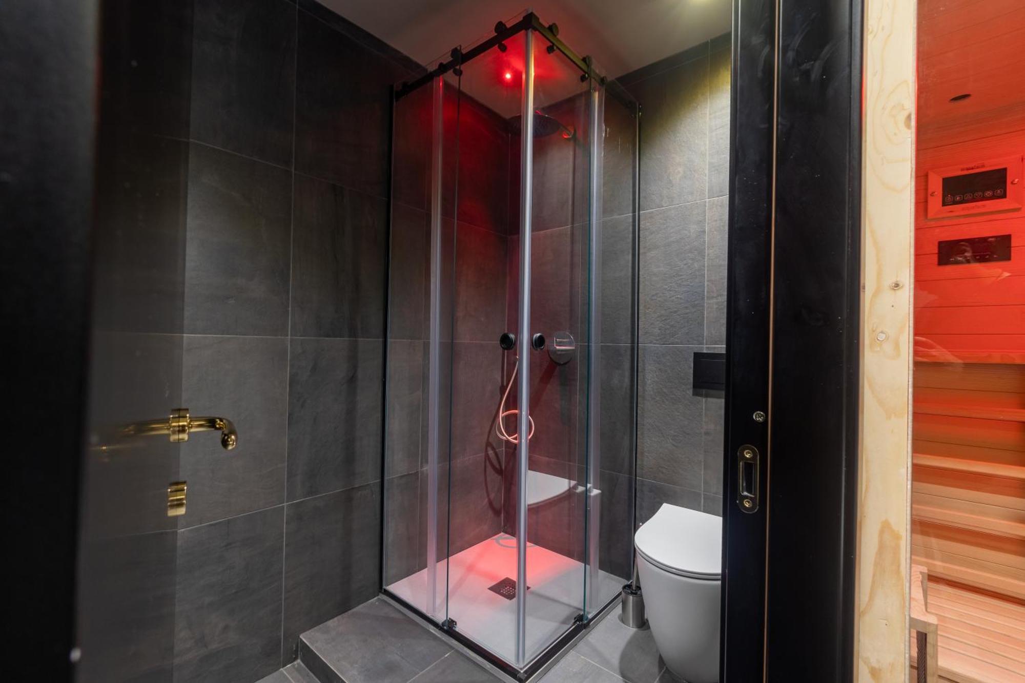 Gold Suite&Spa ปาแลร์โม ภายนอก รูปภาพ