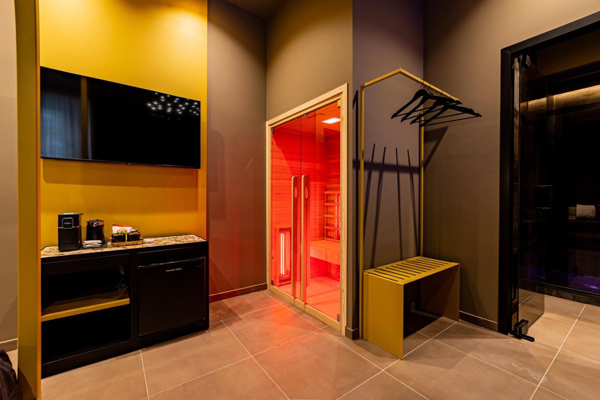 Gold Suite&Spa ปาแลร์โม ภายนอก รูปภาพ